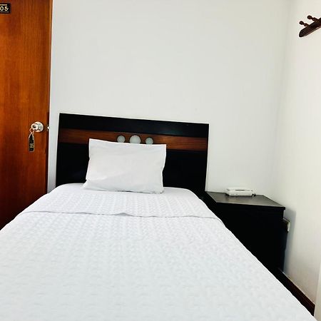 Puerto Bayovar Hotel Mala ภายนอก รูปภาพ