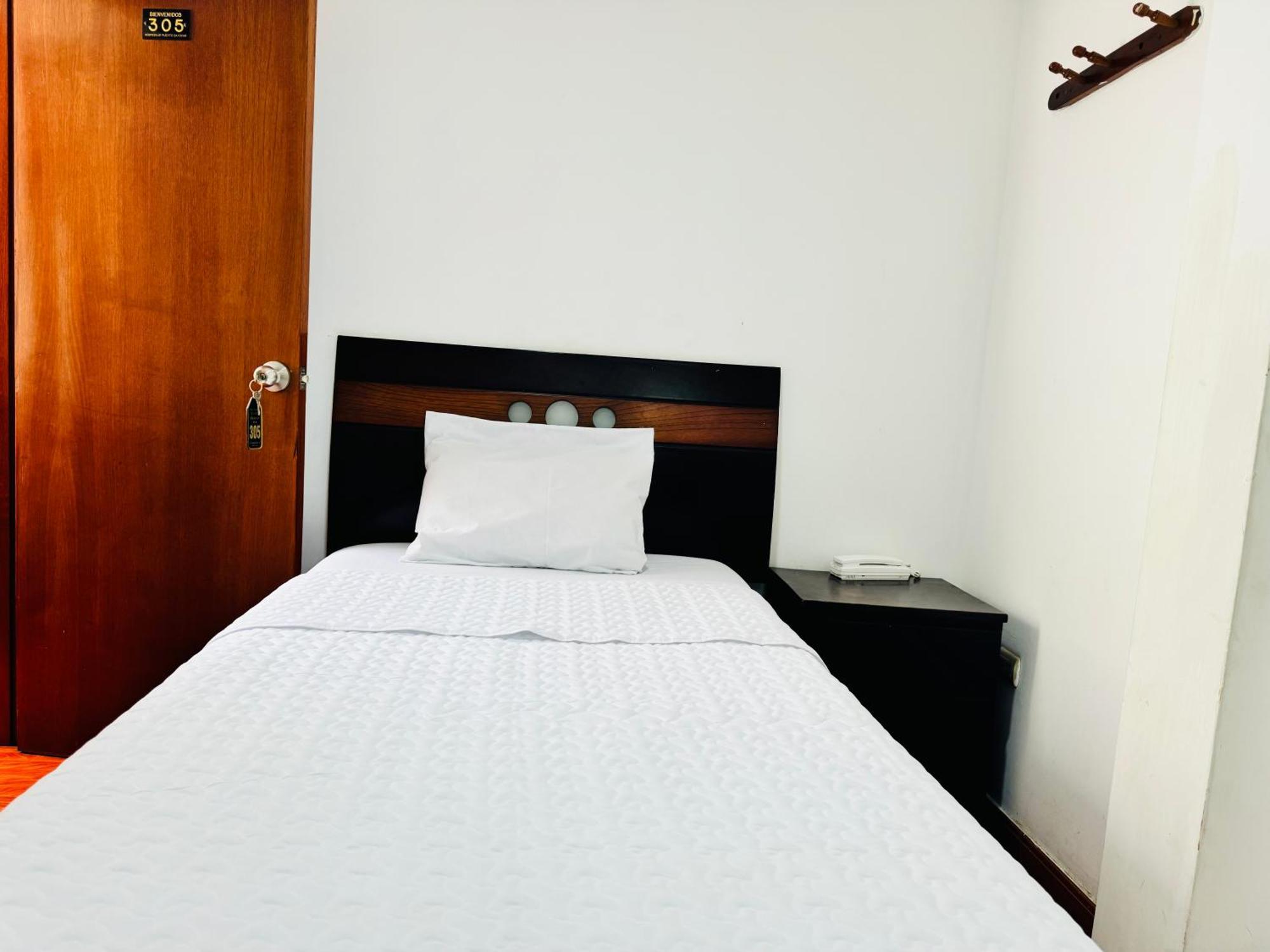 Puerto Bayovar Hotel Mala ภายนอก รูปภาพ