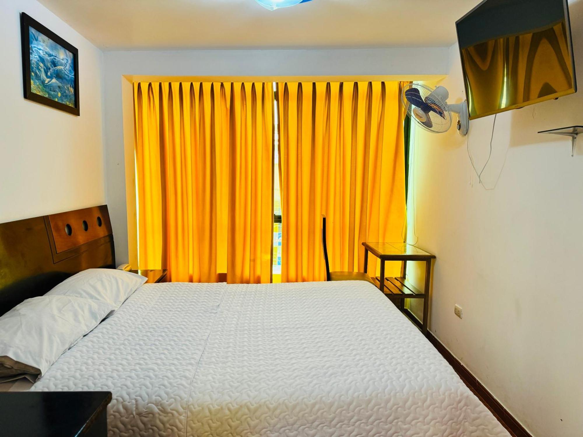 Puerto Bayovar Hotel Mala ภายนอก รูปภาพ