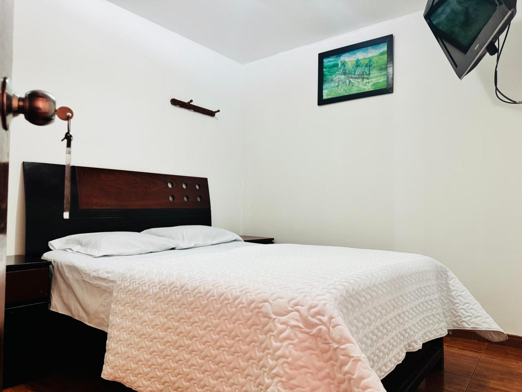 Puerto Bayovar Hotel Mala ภายนอก รูปภาพ