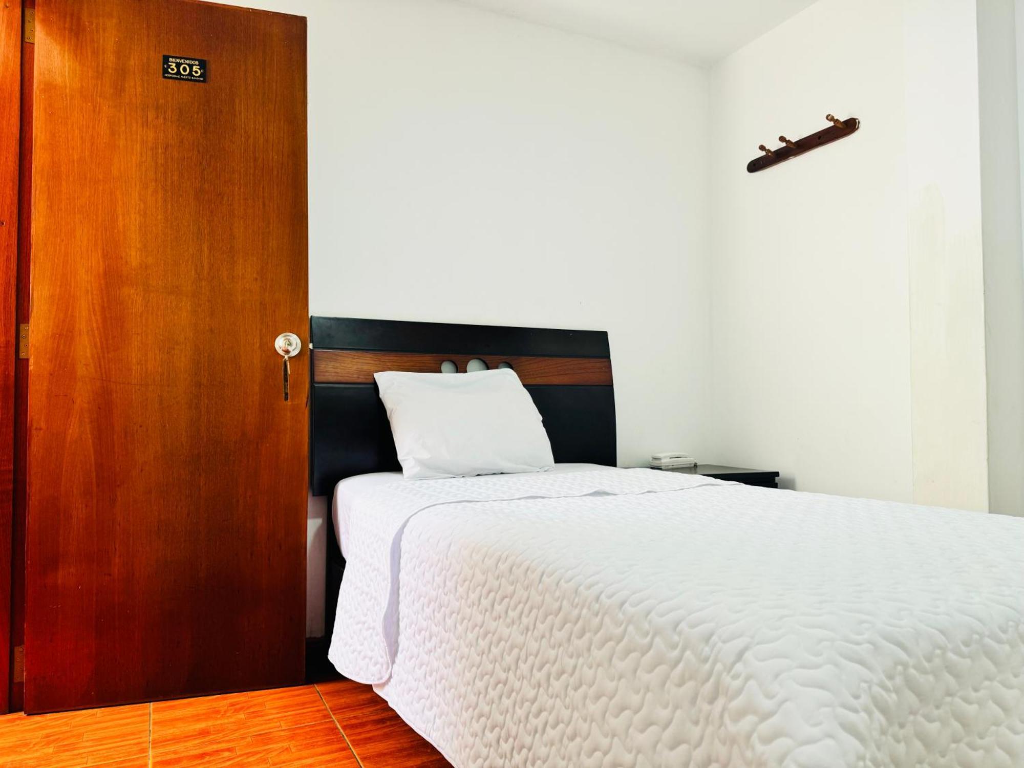 Puerto Bayovar Hotel Mala ภายนอก รูปภาพ